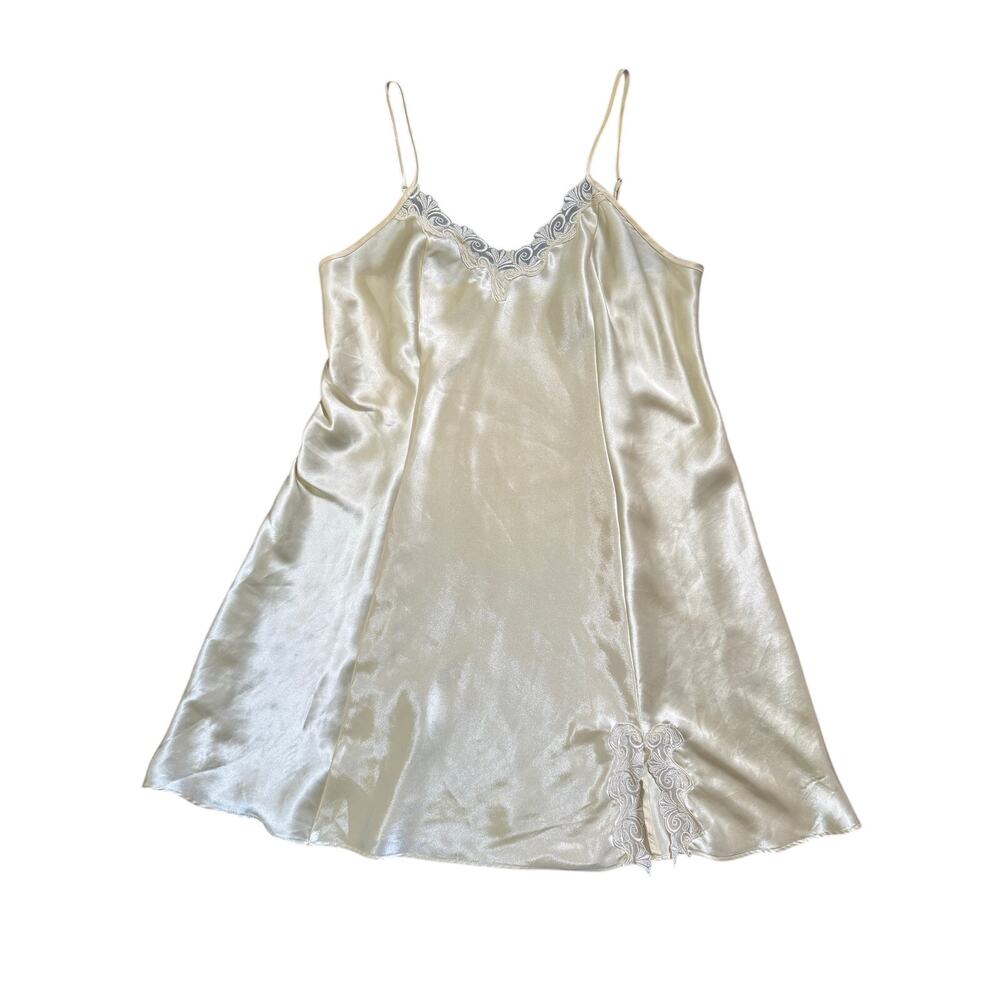 Delicates Champagne Satin Lace Trim Chemise Nightgown Medium